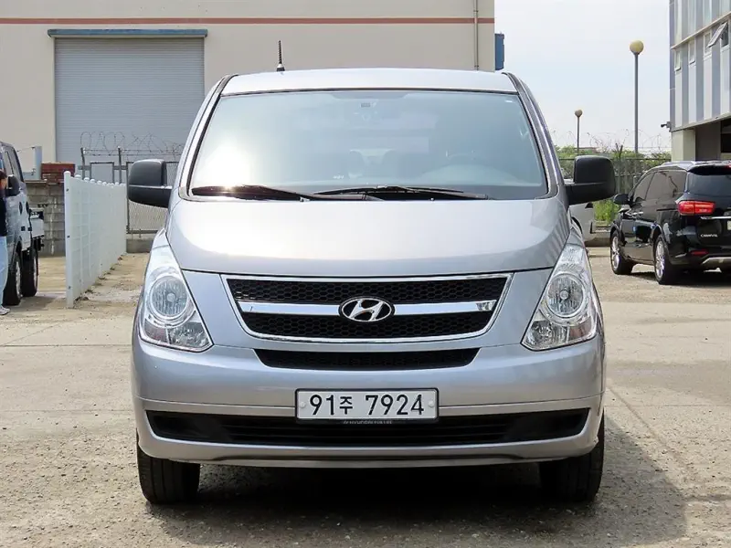 Hyundai Grand Starex