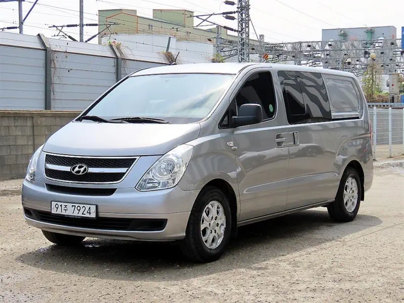 Hyundai Grand Starex