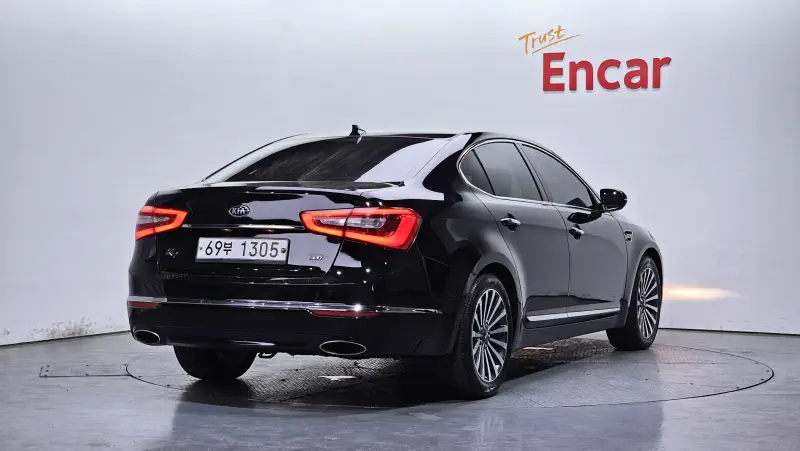 Kia K7