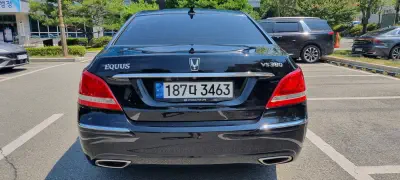 Hyundai Equus