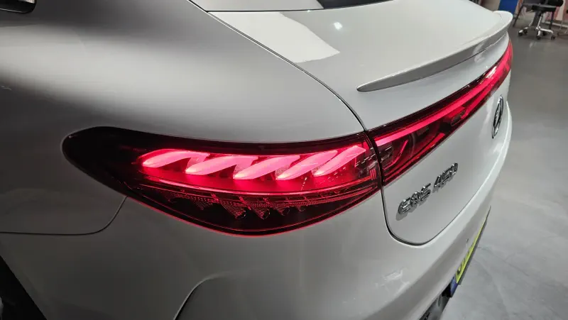Mercedes-Benz EQS