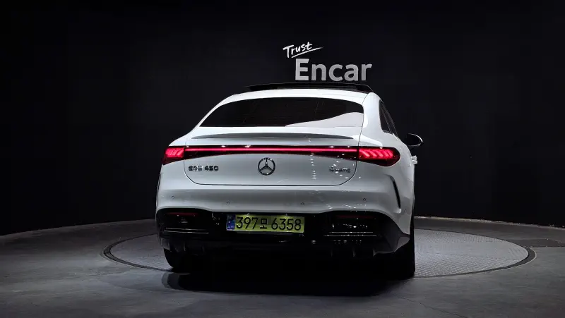 Mercedes-Benz EQS