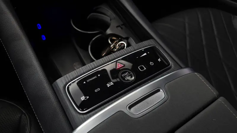 Mercedes-Benz EQS