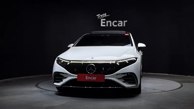 Mercedes-Benz EQS