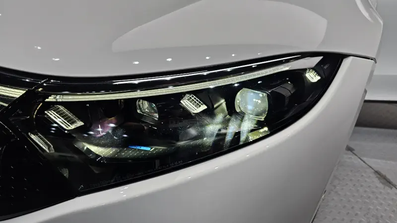 Mercedes-Benz EQS