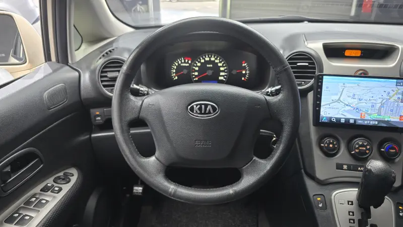 Kia Carens