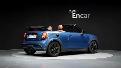 MINI Cooper Convertible
