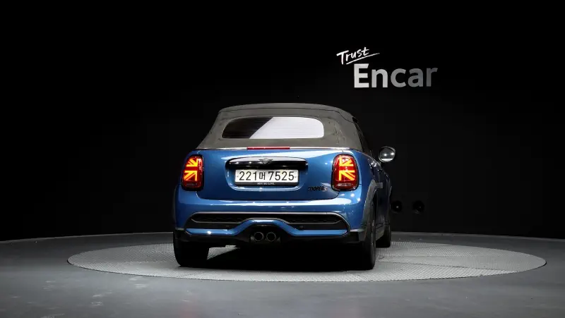 MINI Cabrio