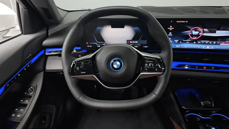 BMW i5