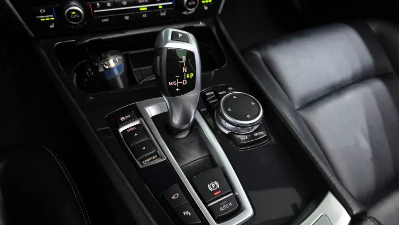 BMW 5-Series Gran Turismo