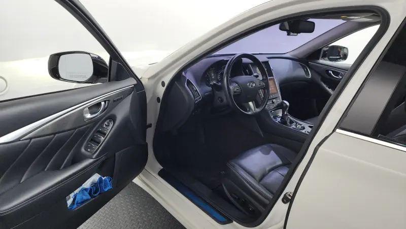 Infiniti Q50