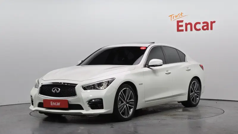 Infiniti Q50