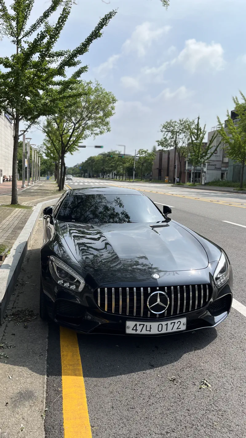 Mercedes-Benz AMG GT
