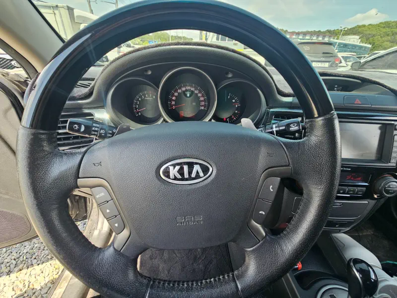 Kia LOTZE