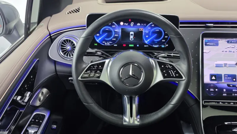 Mercedes-Benz EQE