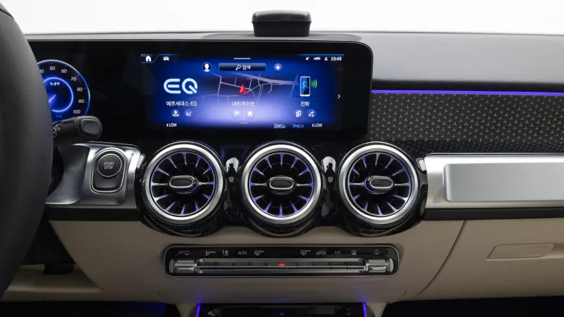 Mercedes-Benz EQB