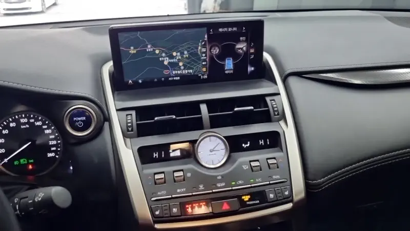 Lexus NX300h