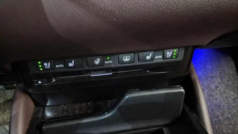 Lexus ES300h