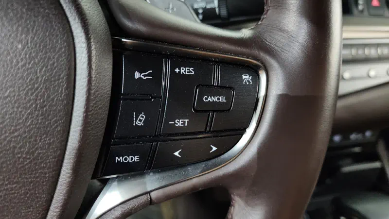 Lexus ES300h
