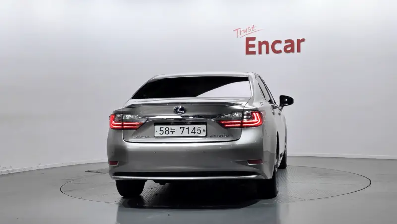 Lexus ES300h