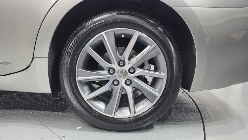 Lexus ES300h