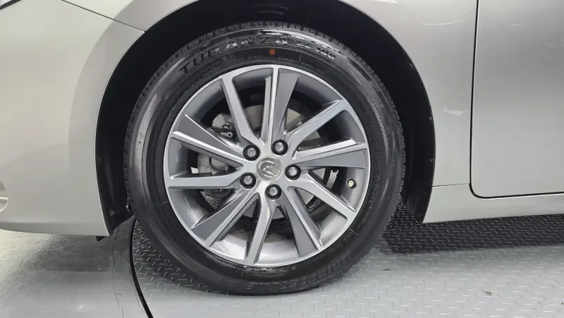 Lexus ES300h
