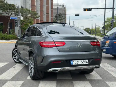 Mercedes-Benz GLE-Class