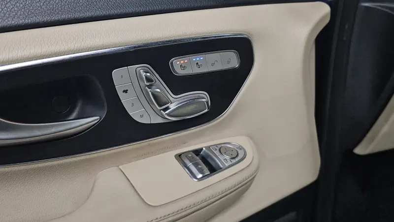 Mercedes-Benz V-Class