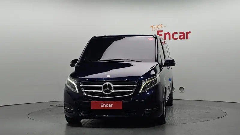 Mercedes-Benz V-Class