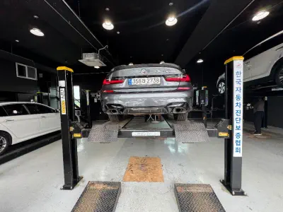 BMW 3-Series