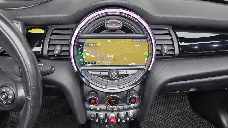 MINI Cabrio