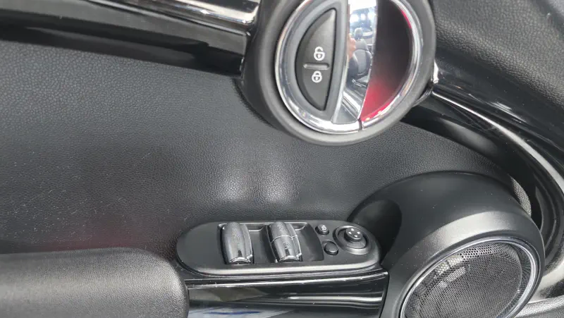 MINI Cabrio