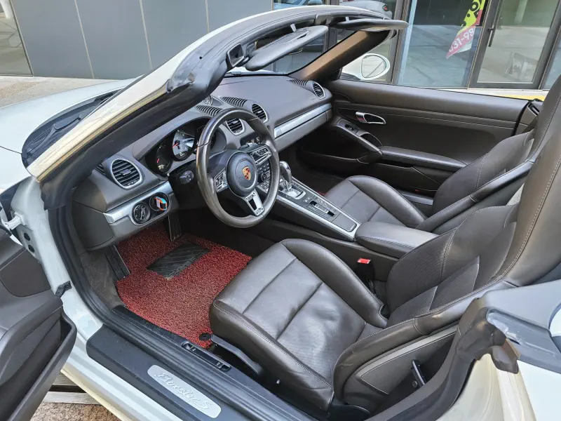Porsche Boxster