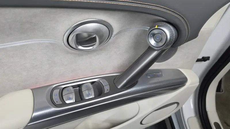 Genesis GV60