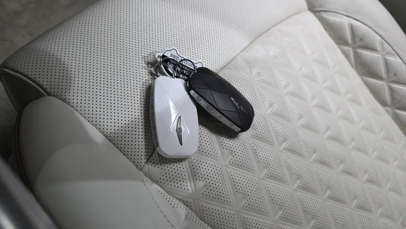 Genesis GV60
