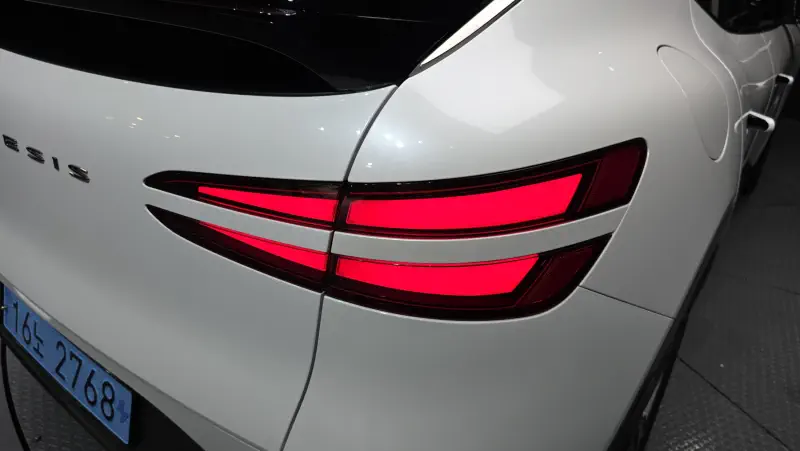 Genesis GV60