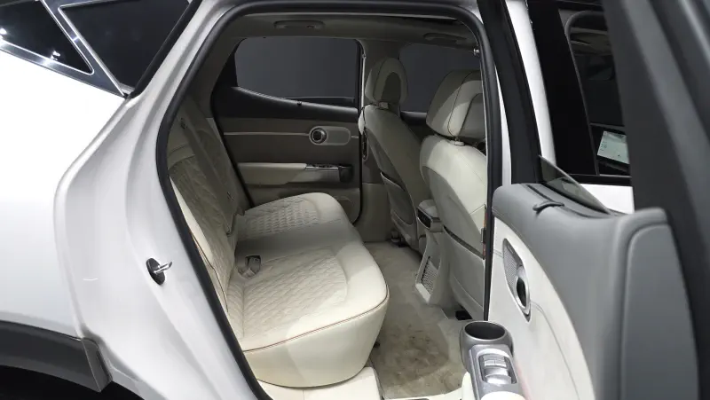Genesis GV60