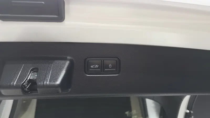 Genesis GV60