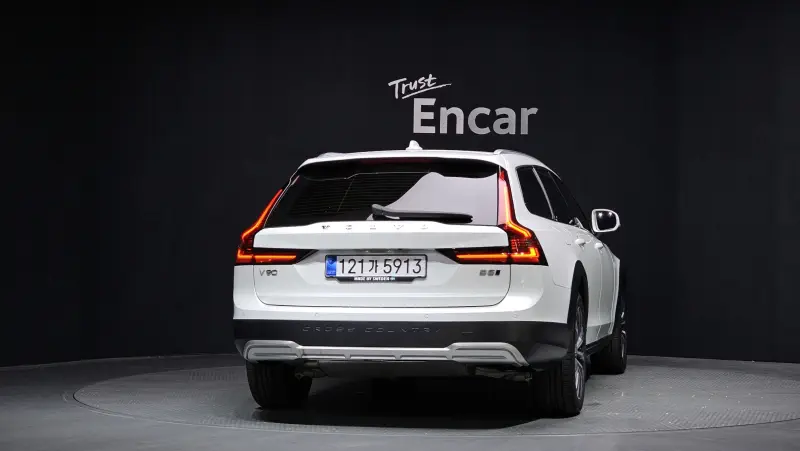 Volvo V90
