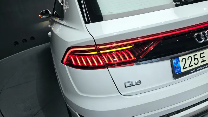 Audi Q8