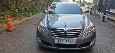 Hyundai Equus
