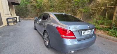 Hyundai Equus