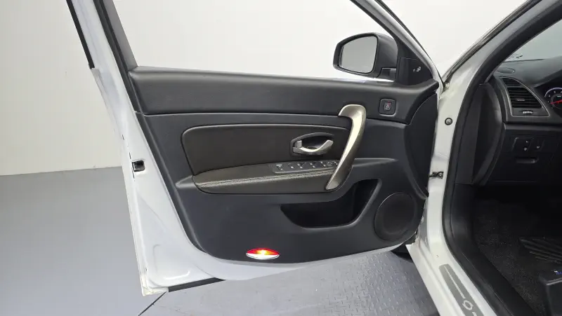 Renault Samsung SM5