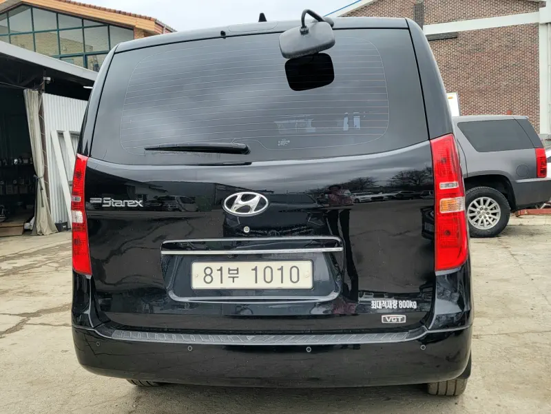 Hyundai Grand Starex