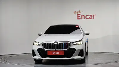 BMW i5
