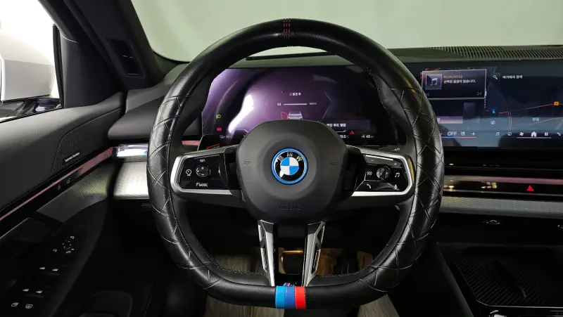 BMW i5
