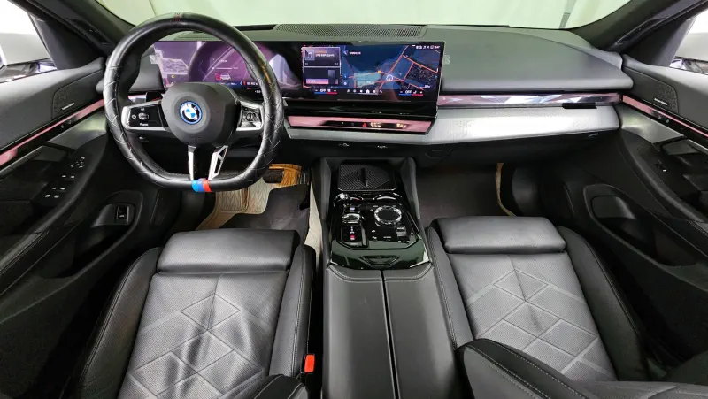 BMW i5