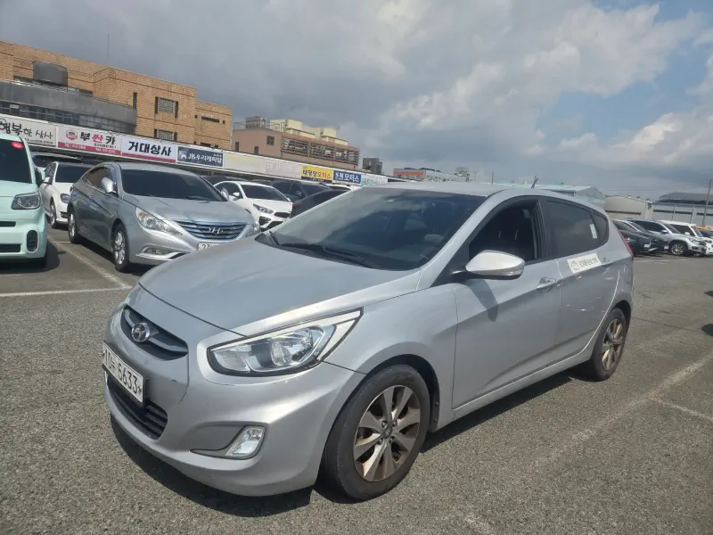 Hyundai Accent