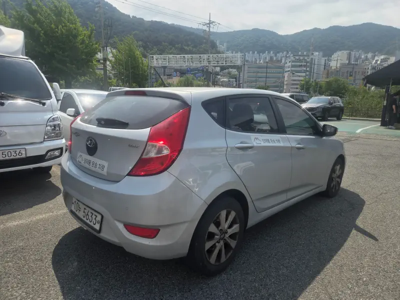 Hyundai Accent
