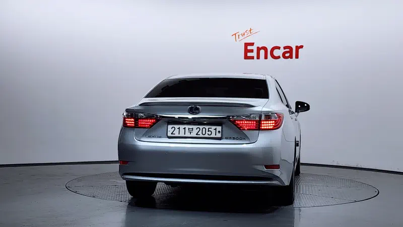 Lexus ES300h